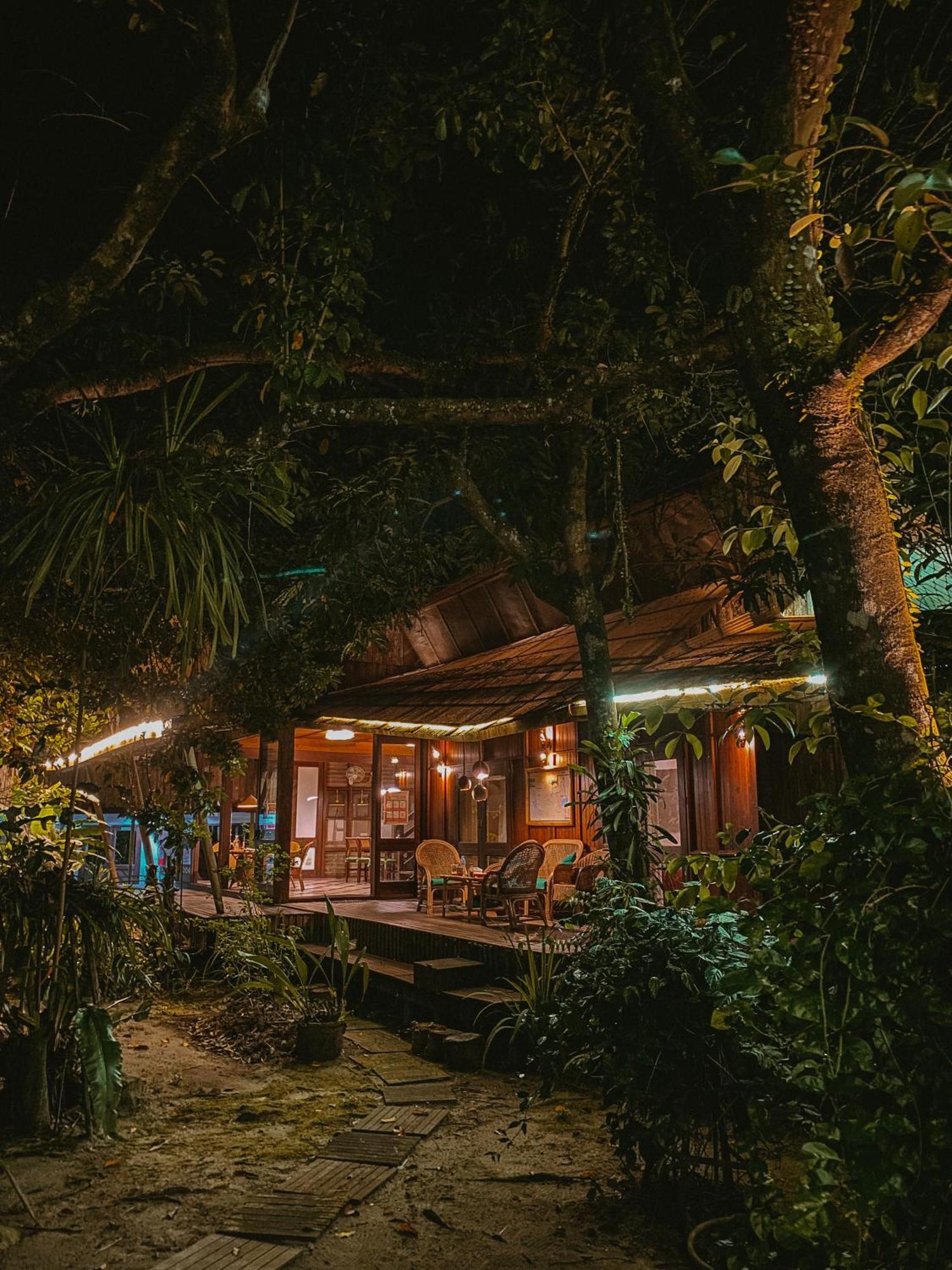 Bukit Raya Guesthouse Palangka Raya Exterior foto